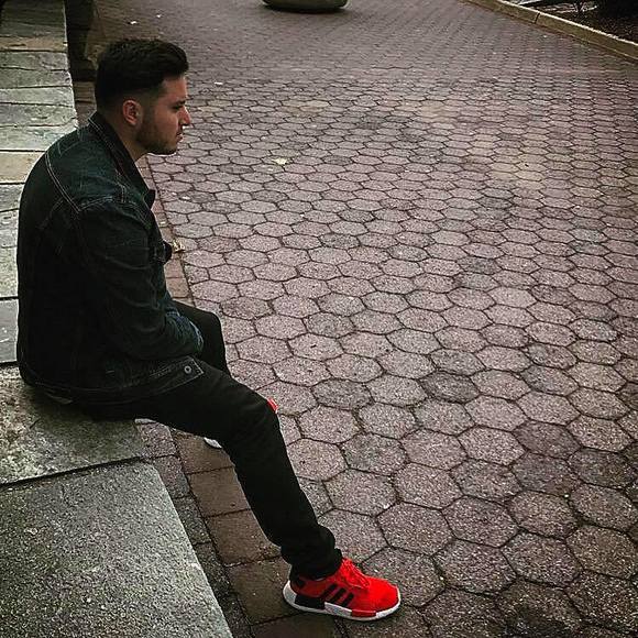 Meet your Posher, Ricky - Picture 1 of 1